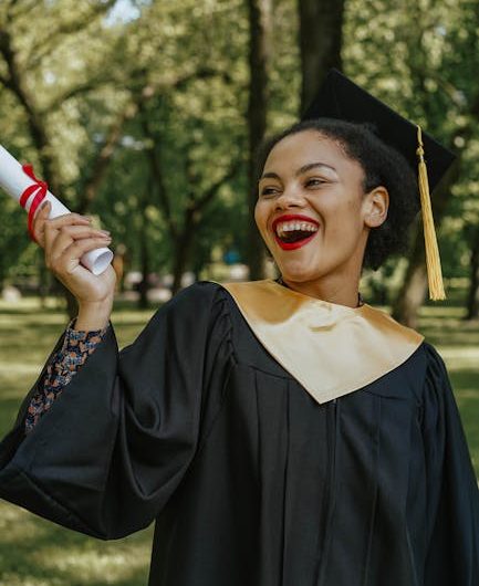 Купить диплом вуза в Москве быстро и безопасно